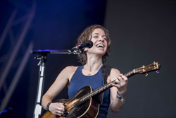 Els concerts de divendres al Cruïlla Festival Ani DiFranco<p>F: Xavier Mercad</p>
